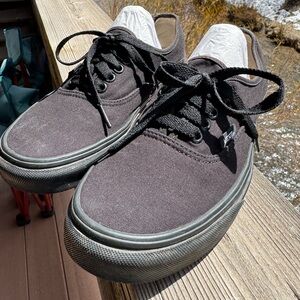 Vans Authentic Shoe -black